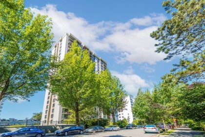 Photo 3 at 402 - 1330 Harwood Street, West End VW, Vancouver West