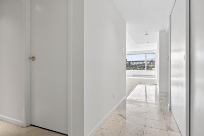 Photo 13 at 502 - 1012 Beach Avenue, Yaletown, Vancouver West