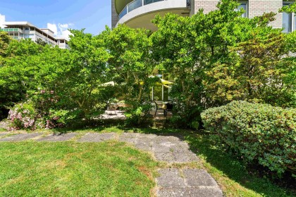 Photo 9 at 102 - 5850 Balsam Street, Kerrisdale, Vancouver West