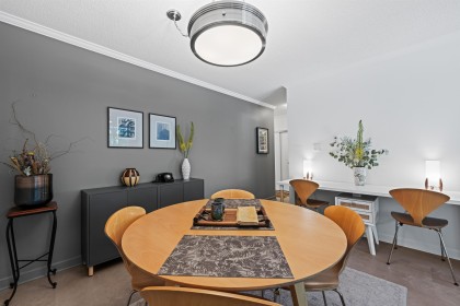 Photo 6 at 107 - 1425 Esquimalt Avenue, Ambleside, West Vancouver