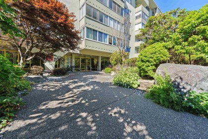 Photo 26 at 107 - 1425 Esquimalt Avenue, Ambleside, West Vancouver
