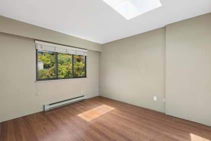 Photo 27 at 8 - 2206 Folkestone Way, Panorama Village, West Vancouver