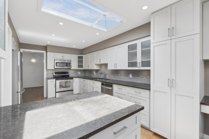 Photo 11 at 8 - 2206 Folkestone Way, Panorama Village, West Vancouver
