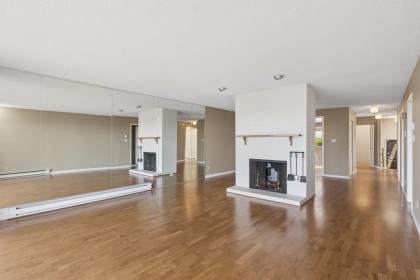 Photo 35 at 8 - 2206 Folkestone Way, Panorama Village, West Vancouver