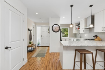Photo 7 at 4715 Hoskins Road, Lynn Valley, North Vancouver
