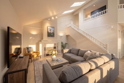 Photo 6 at 21 - 1550 Larkhall Crescent, Northlands, North Vancouver