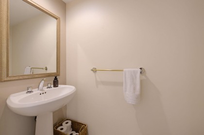 Photo 9 at 21 - 1550 Larkhall Crescent, Northlands, North Vancouver
