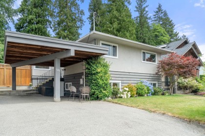 Photo 1 at 1120 Wellington Drive, Lynn Valley, North Vancouver