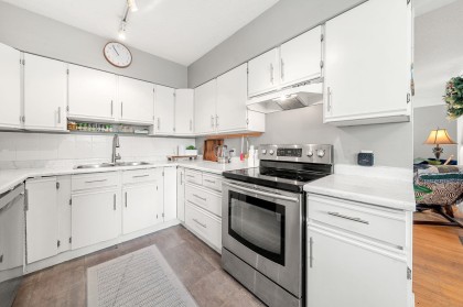 Photo 11 at 1120 Wellington Drive, Lynn Valley, North Vancouver