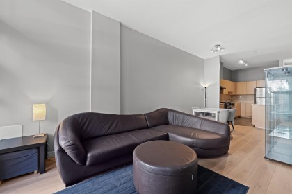 Photo 22 at 102 - 2102 W 38th Avenue, Kerrisdale, Vancouver West