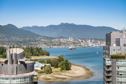 Photo 22 at 2303 - 620 Cardero Street, Coal Harbour, Vancouver West