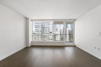 Photo 25 at 2303 - 620 Cardero Street, Coal Harbour, Vancouver West