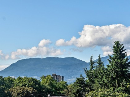 Photo 5 at 710 - 2228 W Broadway, Vancouver West