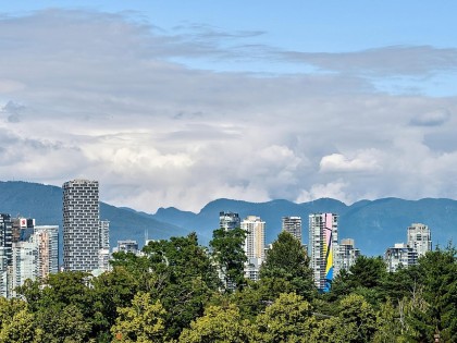 Photo 4 at 710 - 2228 W Broadway, Vancouver West