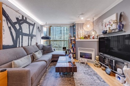Photo 6 at 1104 - 928 Richards Street, Yaletown, Vancouver West
