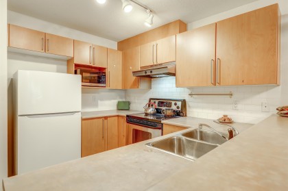 Photo 10 at 208 - 1150 E 29th Street, Lynn Valley, North Vancouver
