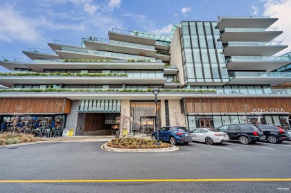 Photo 1 at 214 - 1355 Bellevue Avenue, Ambleside, West Vancouver