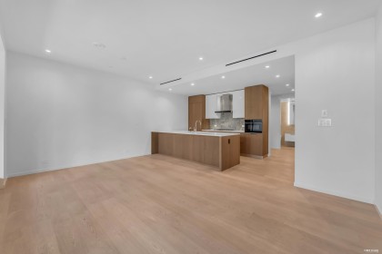 Photo 19 at 214 - 1355 Bellevue Avenue, Ambleside, West Vancouver