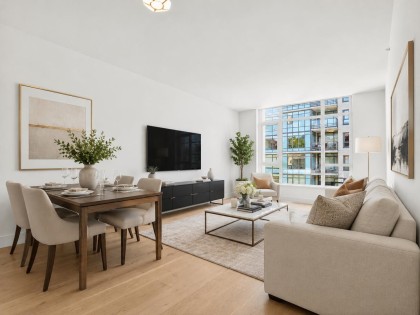 Photo 2 at 604 - 2780 Valley Centre Avenue, Lynn Valley, North Vancouver