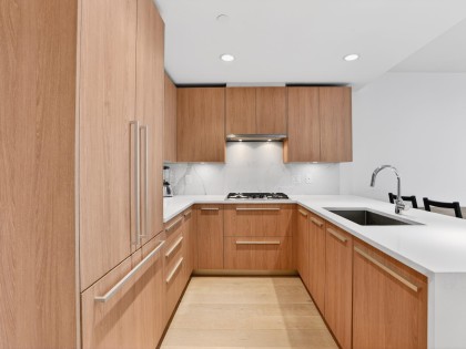 Photo 17 at 604 - 2780 Valley Centre Avenue, Lynn Valley, North Vancouver