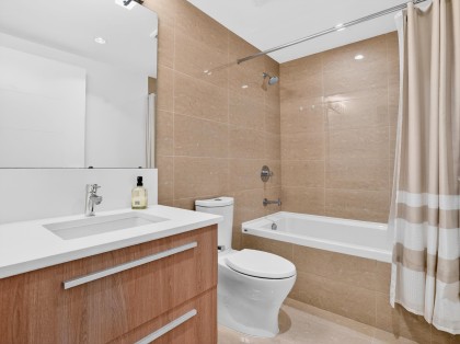 Photo 22 at 604 - 2780 Valley Centre Avenue, Lynn Valley, North Vancouver