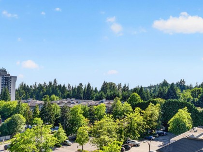 Photo 24 at 604 - 2780 Valley Centre Avenue, Lynn Valley, North Vancouver