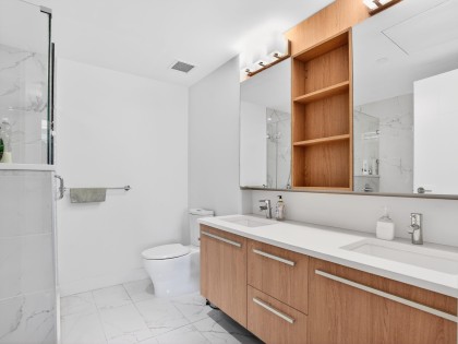 Photo 18 at 604 - 2780 Valley Centre Avenue, Lynn Valley, North Vancouver