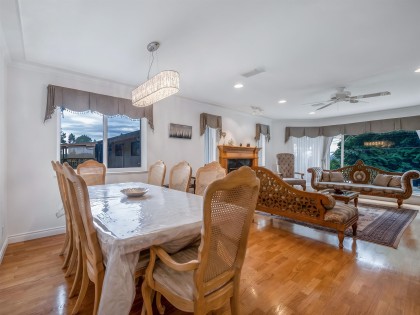 Photo 3 at 1224 E 14th Street, Westlynn, North Vancouver