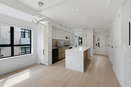 Photo 10 at 18 - 520 W 28th Avenue, Vancouver West