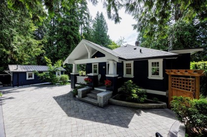 Photo 1 at 461 E St. James Road, Upper Lonsdale, North Vancouver