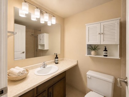 Photo 9 at 302 - 1877 W 5th Avenue, Kitsilano, Vancouver West
