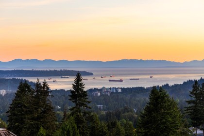 Photo 3 at 4350 Starlight Way, Upper Delbrook, North Vancouver