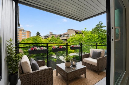 Photo 6 at 206 - 1340 Duchess Avenue, Ambleside, West Vancouver