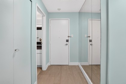 Photo 30 at 206 - 1340 Duchess Avenue, Ambleside, West Vancouver