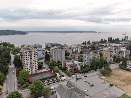 Photo 35 at 206 - 1340 Duchess Avenue, Ambleside, West Vancouver