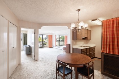 Photo 5 at 305 - 2080 Maple Street, Kitsilano, Vancouver West