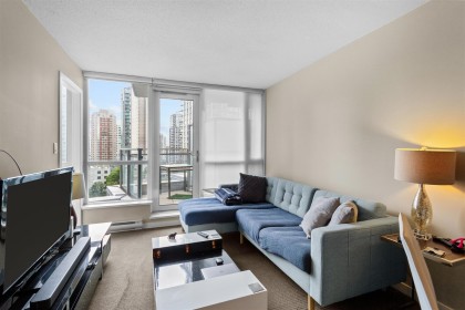 Photo 19 at 708 - 833 Seymour Street, Downtown VW, Vancouver West