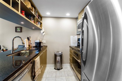 Photo 25 at 708 - 833 Seymour Street, Downtown VW, Vancouver West