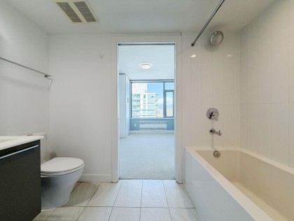 Photo 6 at 2504 - 8131 Nunavut Lane, Marpole, Vancouver West