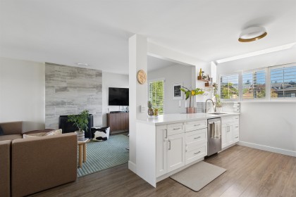 Photo 16 at 3 - 270 E 3rd Street, Lower Lonsdale, North Vancouver