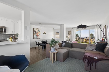 Photo 4 at 3 - 270 E 3rd Street, Lower Lonsdale, North Vancouver