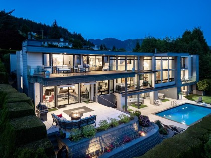 Photo 2 at 1130 Eyremount Drive, British Properties, West Vancouver