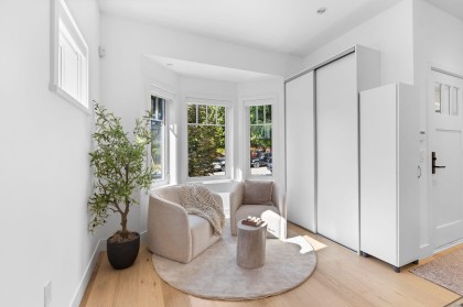 Photo 6 at 2518 W 3rd Avenue, Vancouver West