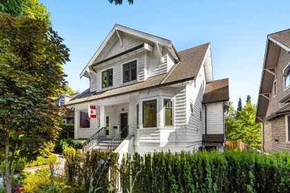 Photo 1 at 2518 W 3rd Avenue, Vancouver West