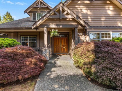 Photo 4 at 3538 Bluebonnet Road, Edgemont, North Vancouver