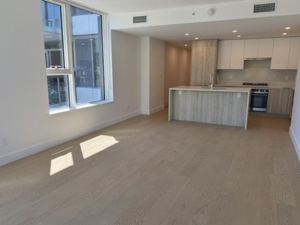Photo 7 at 602 - 423 6th Street, Park Royal, West Vancouver