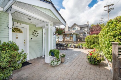Photo 3 at 1015 St. Andrews Avenue, Central Lonsdale, North Vancouver