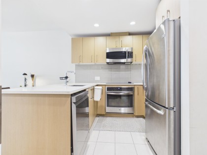 Photo 2 at 303 - 5981 Gray Avenue, University VW, Vancouver West