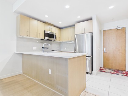 Photo 3 at 303 - 5981 Gray Avenue, University VW, Vancouver West