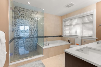 Photo 18 at 1041 W 58th Avenue, South Granville, Vancouver West
